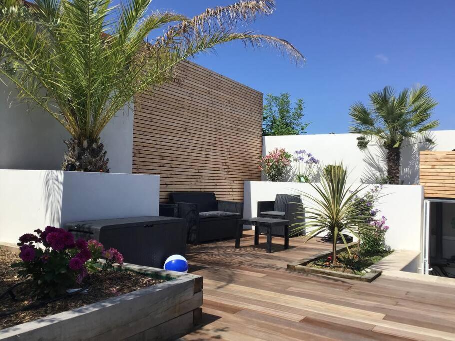 Villa Exceptionnelle Piscine Et Jardin Prive Sejour Haut De Gamme Proche La Rochelle Sainte-Soulle ภายนอก รูปภาพ